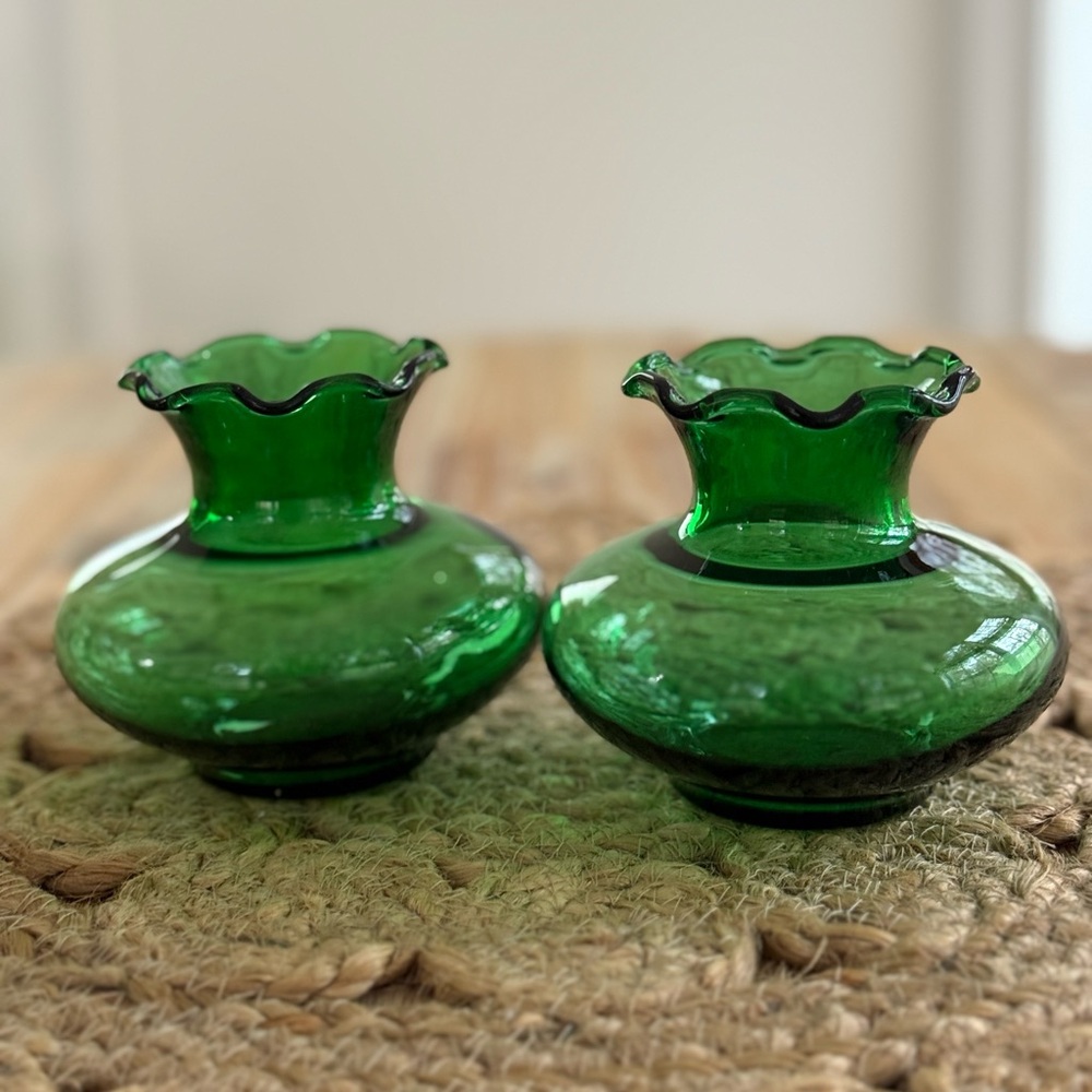 Vintage Emerald Green Ruffled Rim Glass Bud Vases Pair